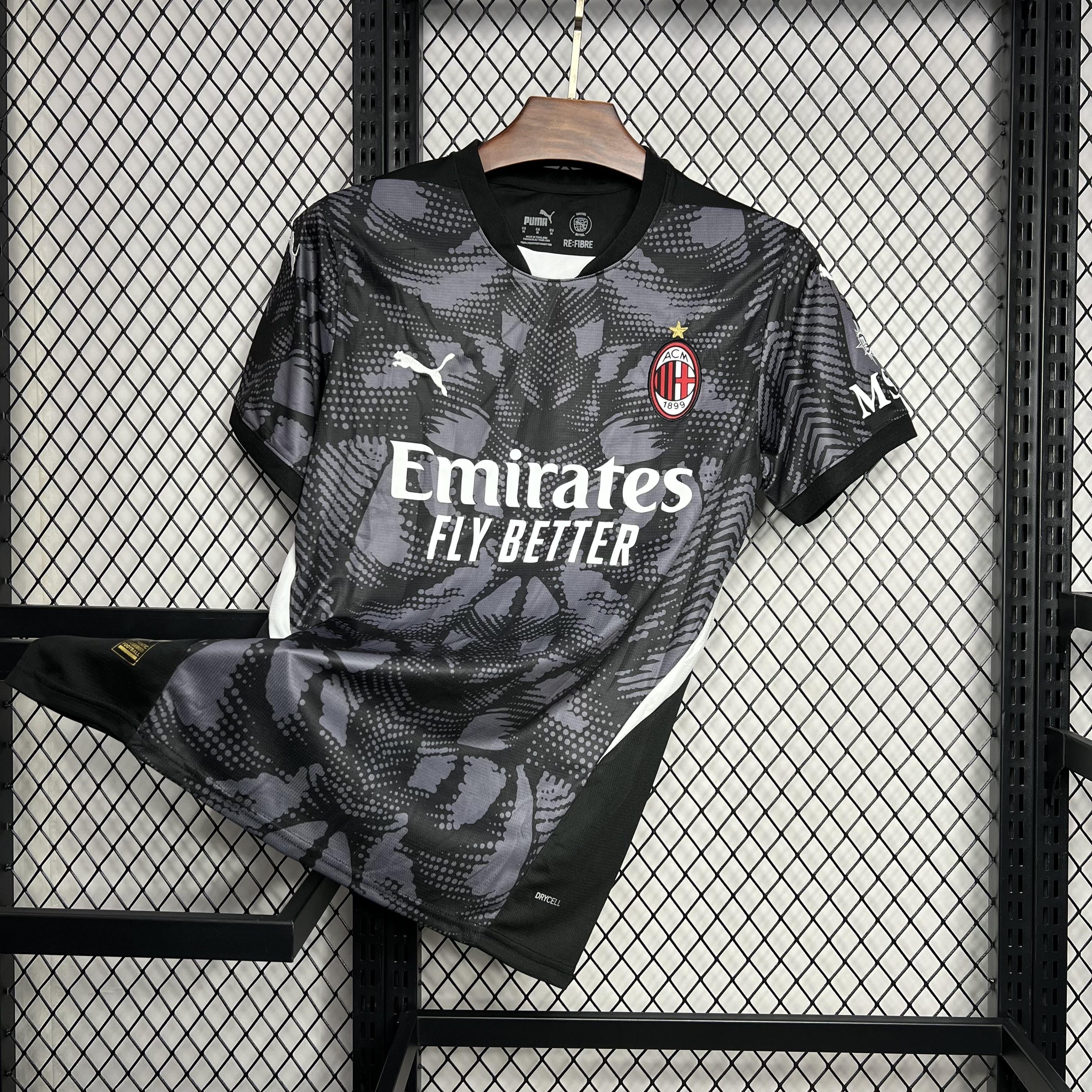 AC MILAN 2024 25 GOALKEEPER  BLACK